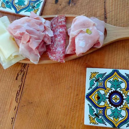 Corte Mercurio Bed & Breakfast 4*